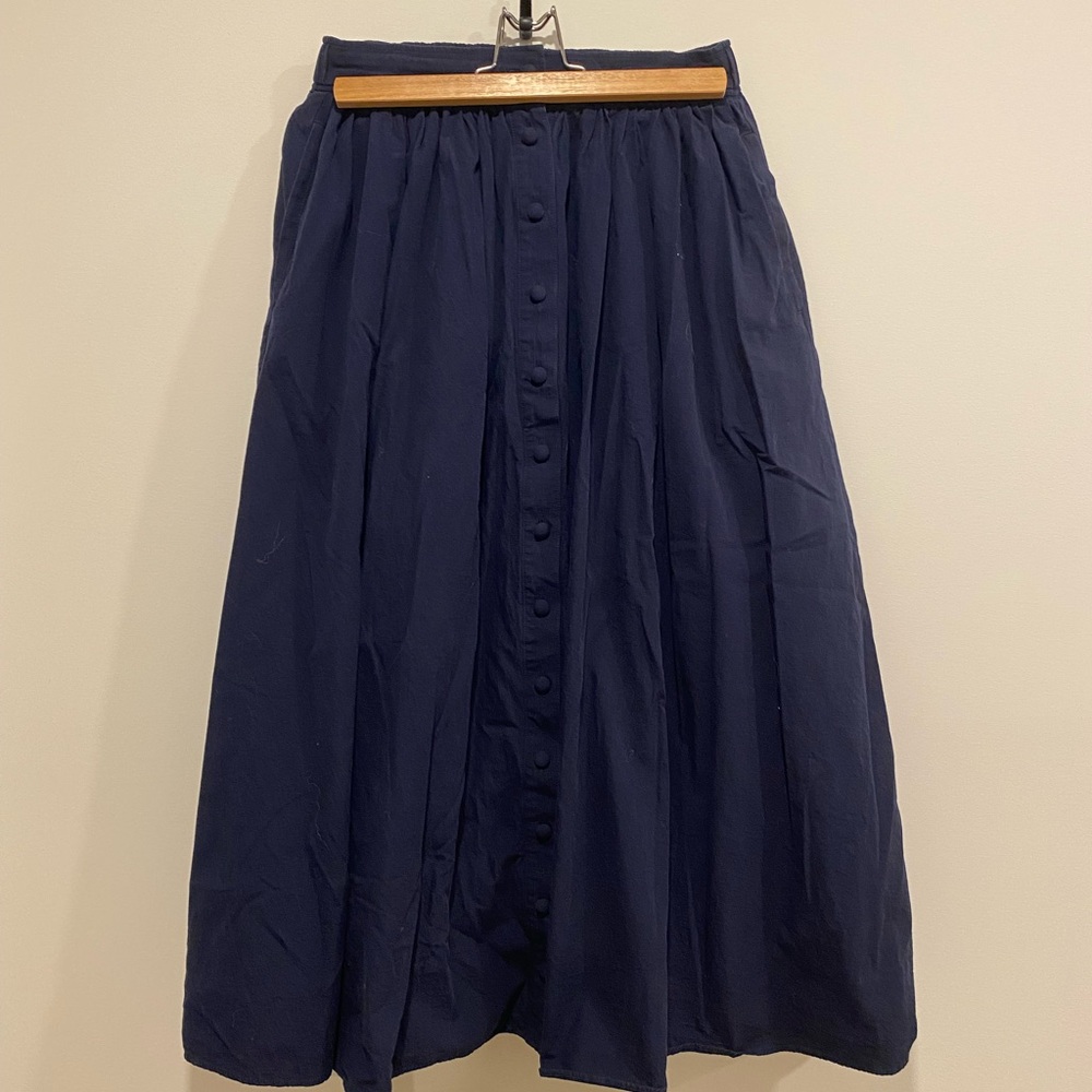 Super rare find! OOKAMI & FUKUROU full-lenght buttoned-front skirt in size 2 (M)